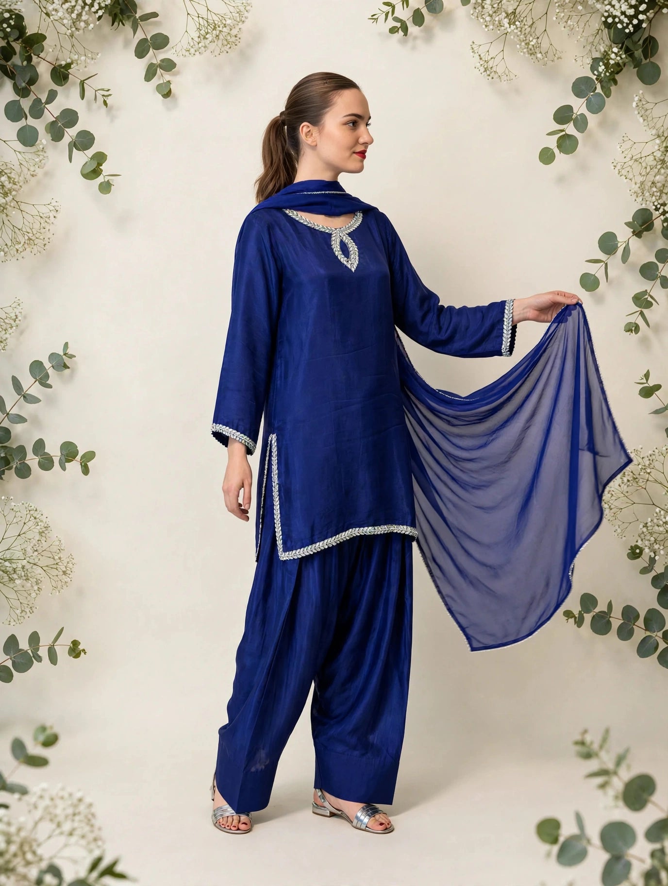 Aabi catalog image 2