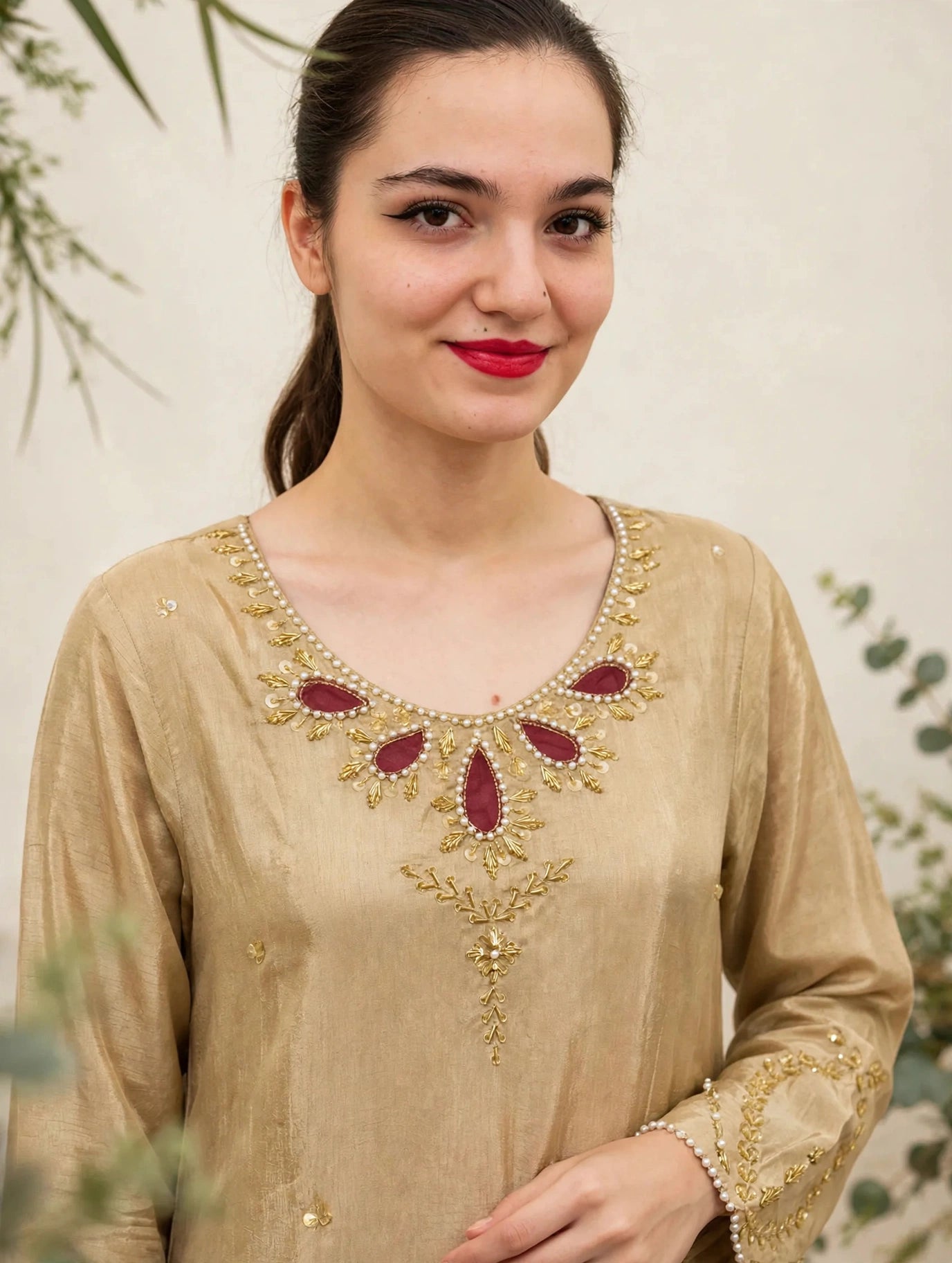 Tawq catalog image 3