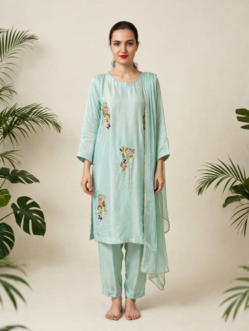 Fairouz catalog image 2