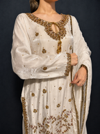 Samt Noor